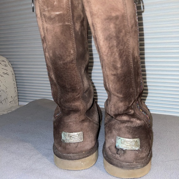 UGG boots -EUC - Picture 7 of 7